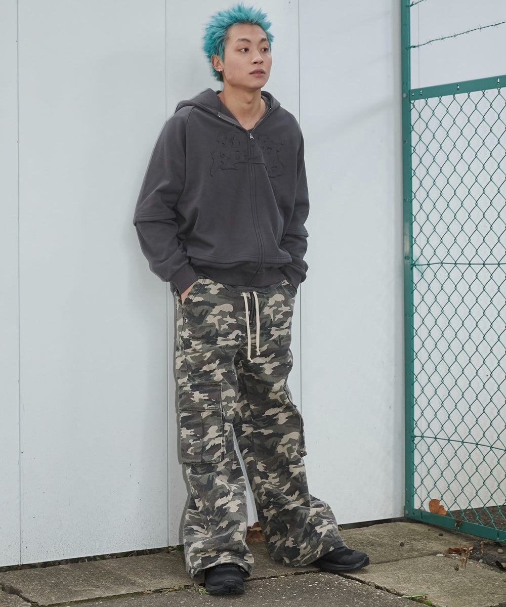 スミクロ　モデル:178cm L着用