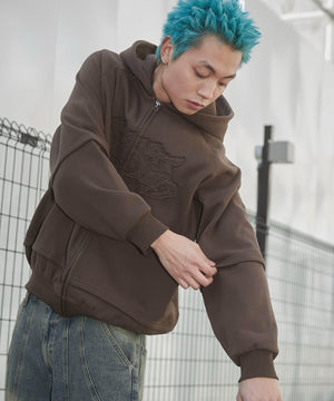 ブラウン　モデル:178cm L着用