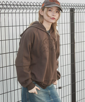 ブラウン　モデル:169cm M着用