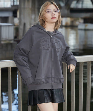 スミクロ　モデル:169cm M着用