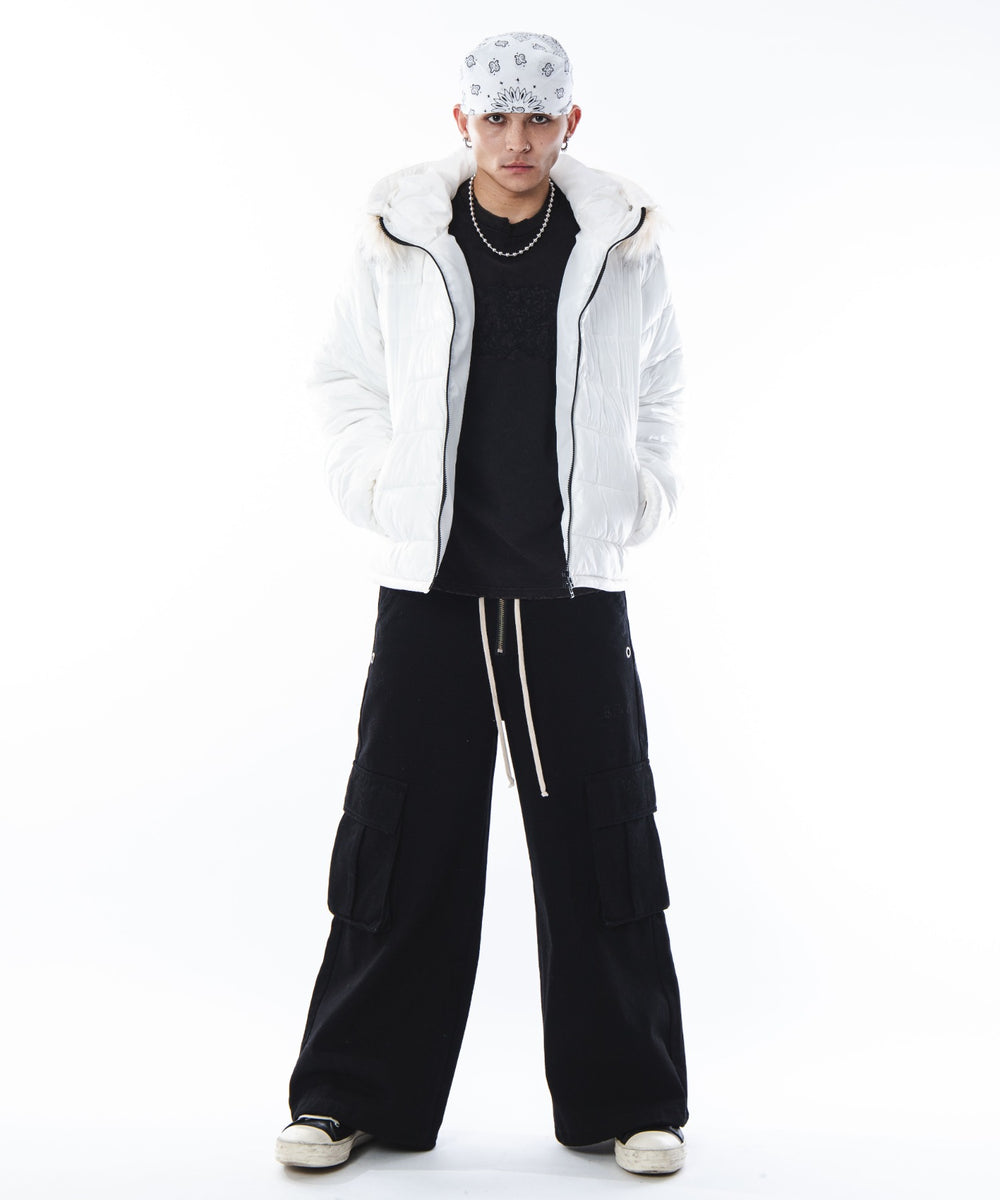 ホワイト モデル：180cm L着用