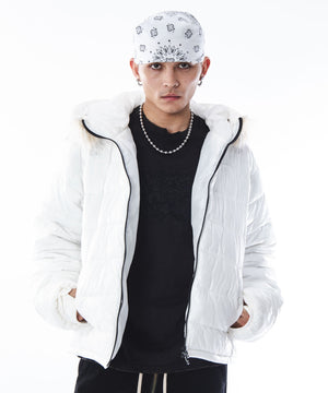 ホワイト モデル：180cm L着用