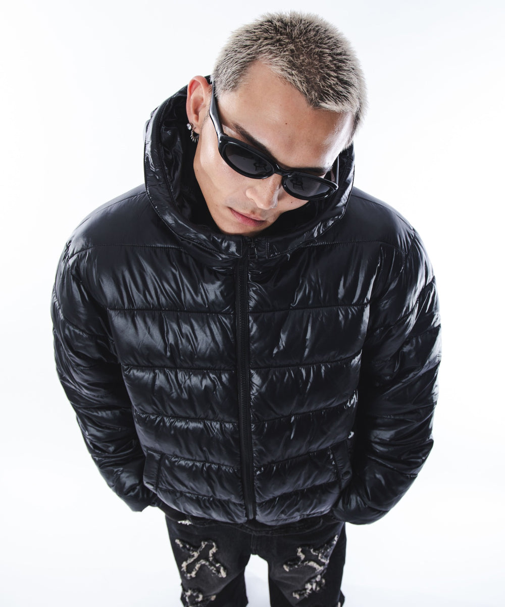 ブラック モデル：180cm L着用