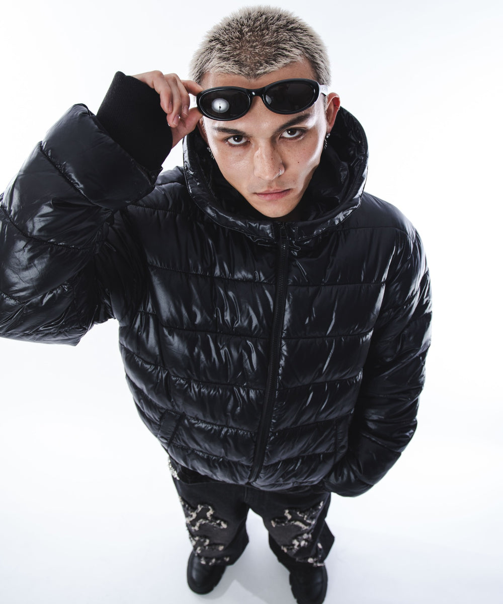 ブラック モデル：180cm L着用