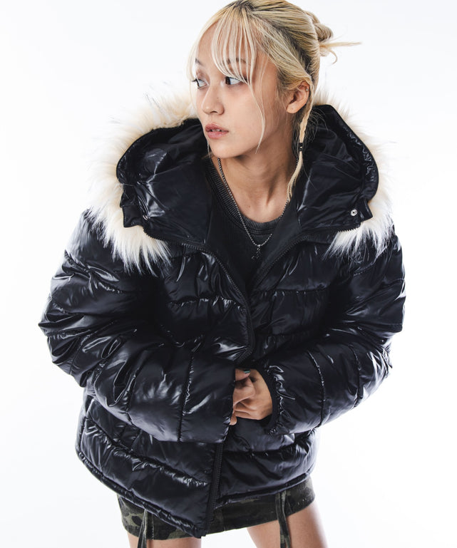 ブラック モデル：172cm L着用