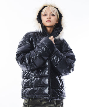 ブラック モデル：172cm L着用