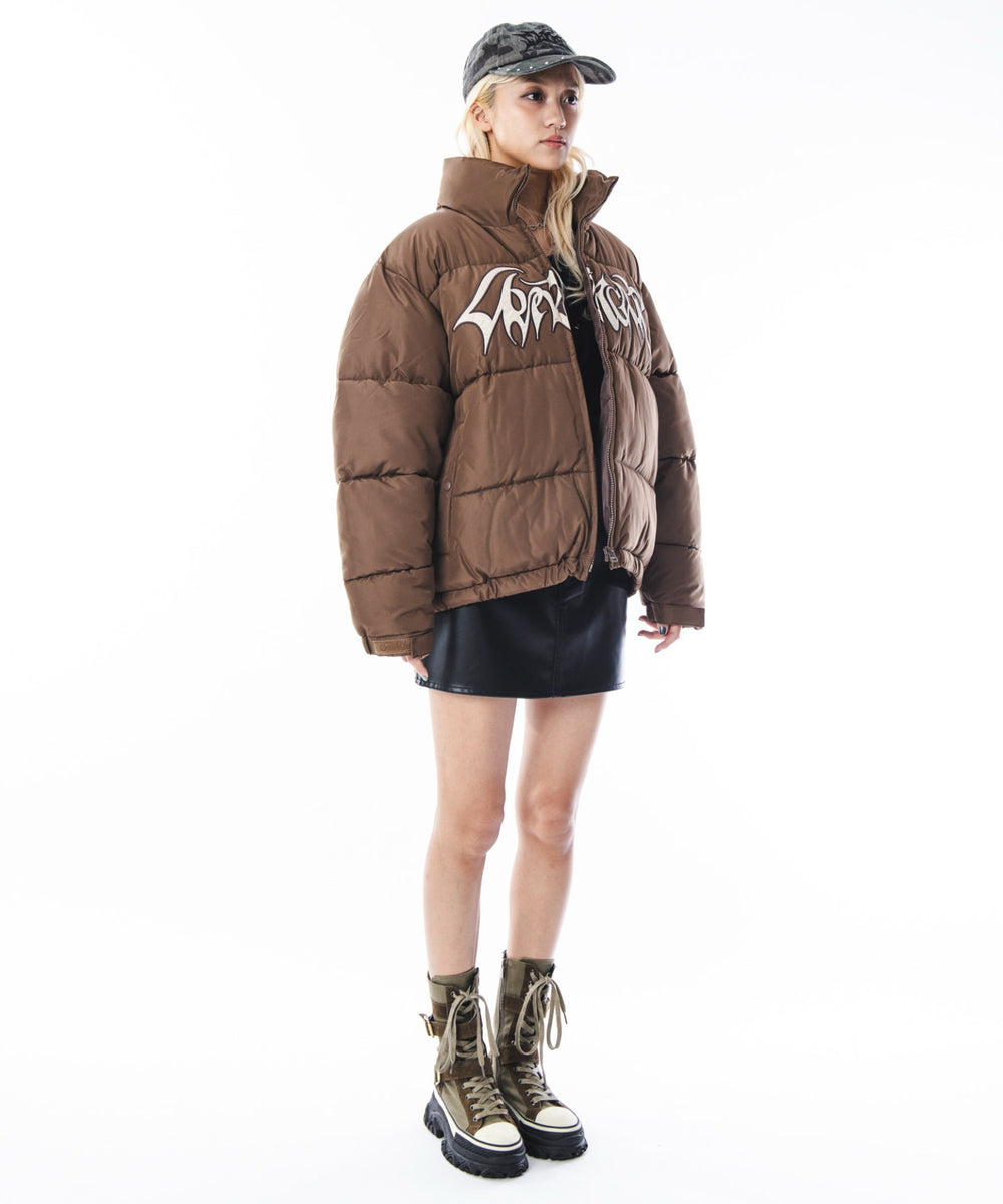 ブラウン　モデル：172cm M着用