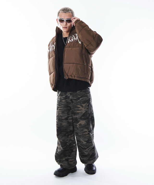 ブラウン　モデル：180cm L着用