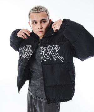 ブラック　モデル：180cm L着用