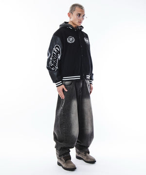 ブラック　モデル：180cm L着用