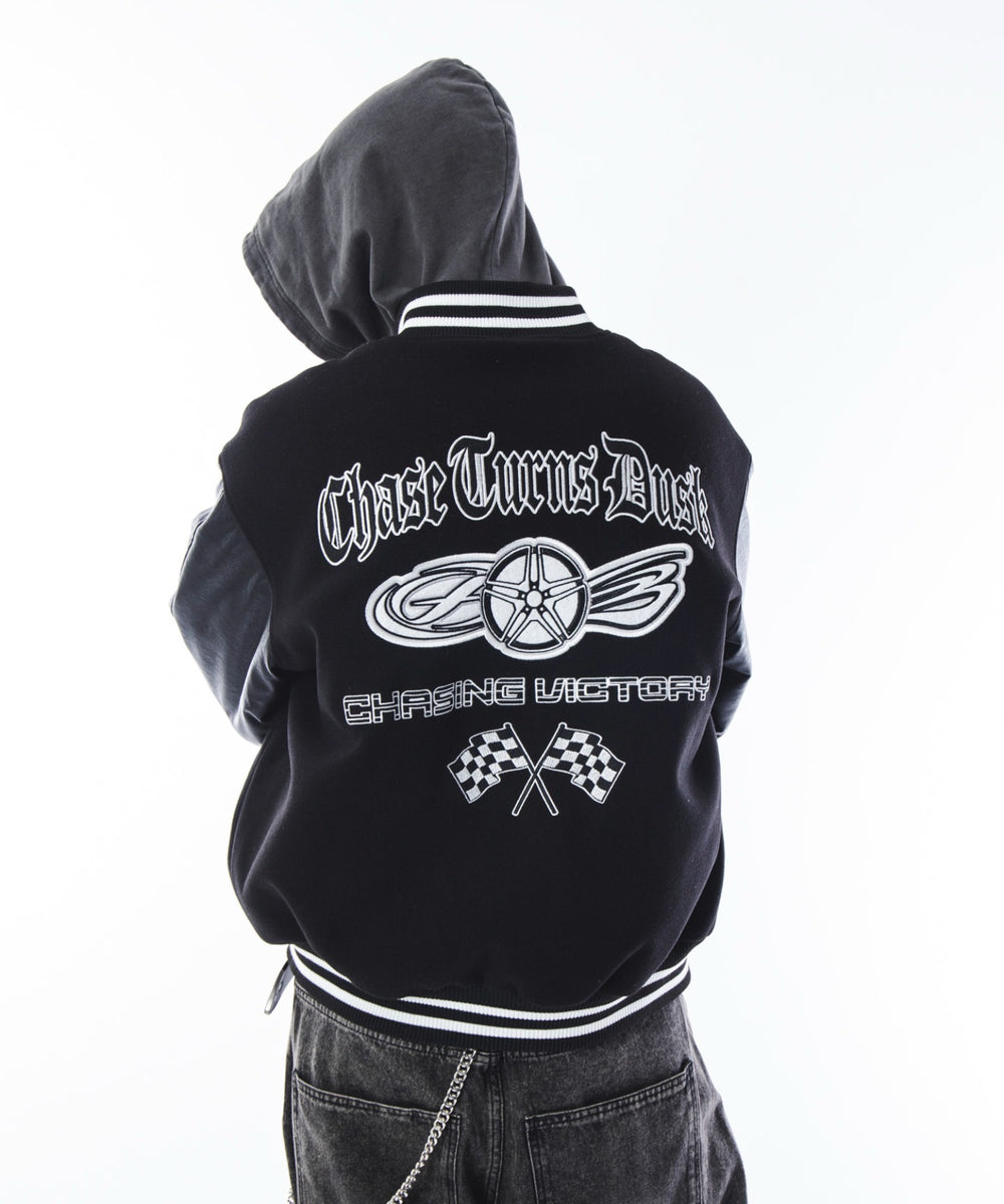 ブラック　モデル：180cm L着用