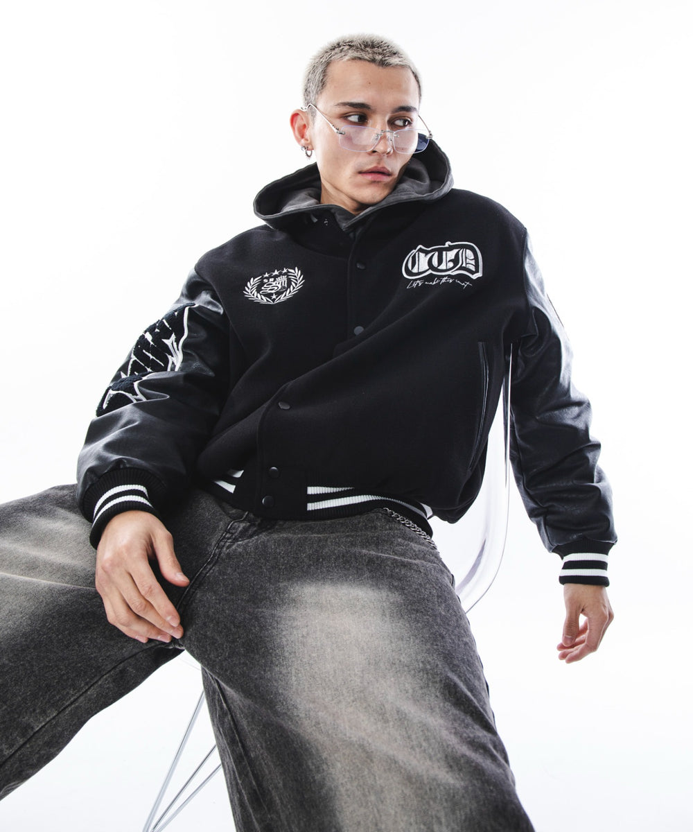 ブラック　モデル：180cm L着用