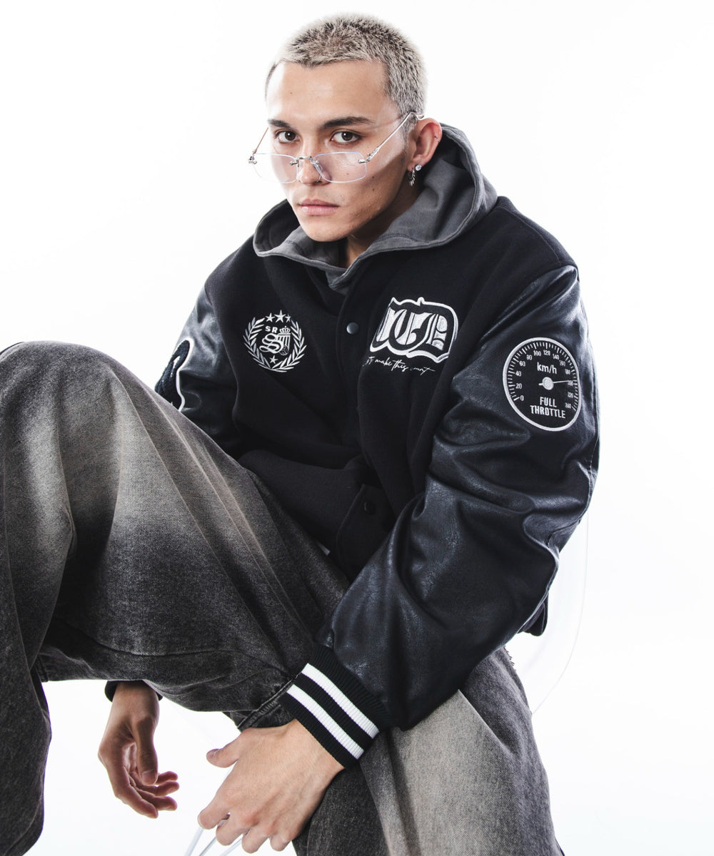 ブラック　モデル：180cm L着用