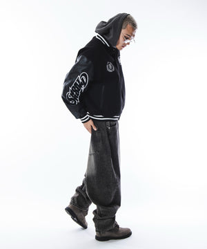 ブラック　モデル：180cm L着用