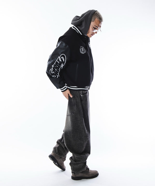 ブラック　モデル：180cm L着用