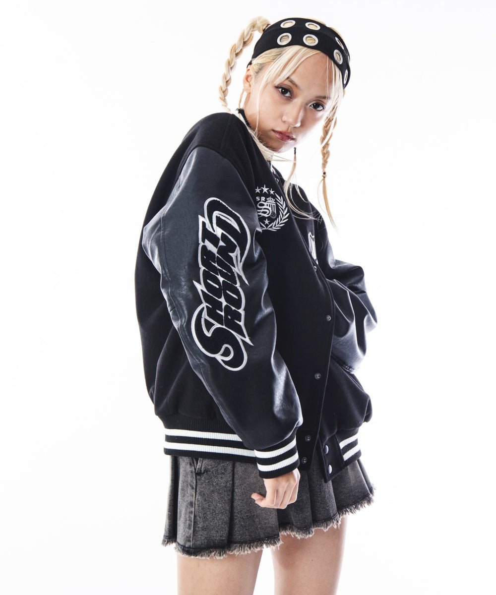 ブラック　モデル：172cm M着用