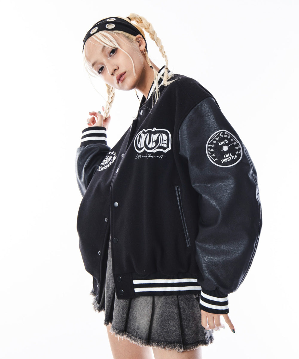 ブラック　モデル：172cm M着用