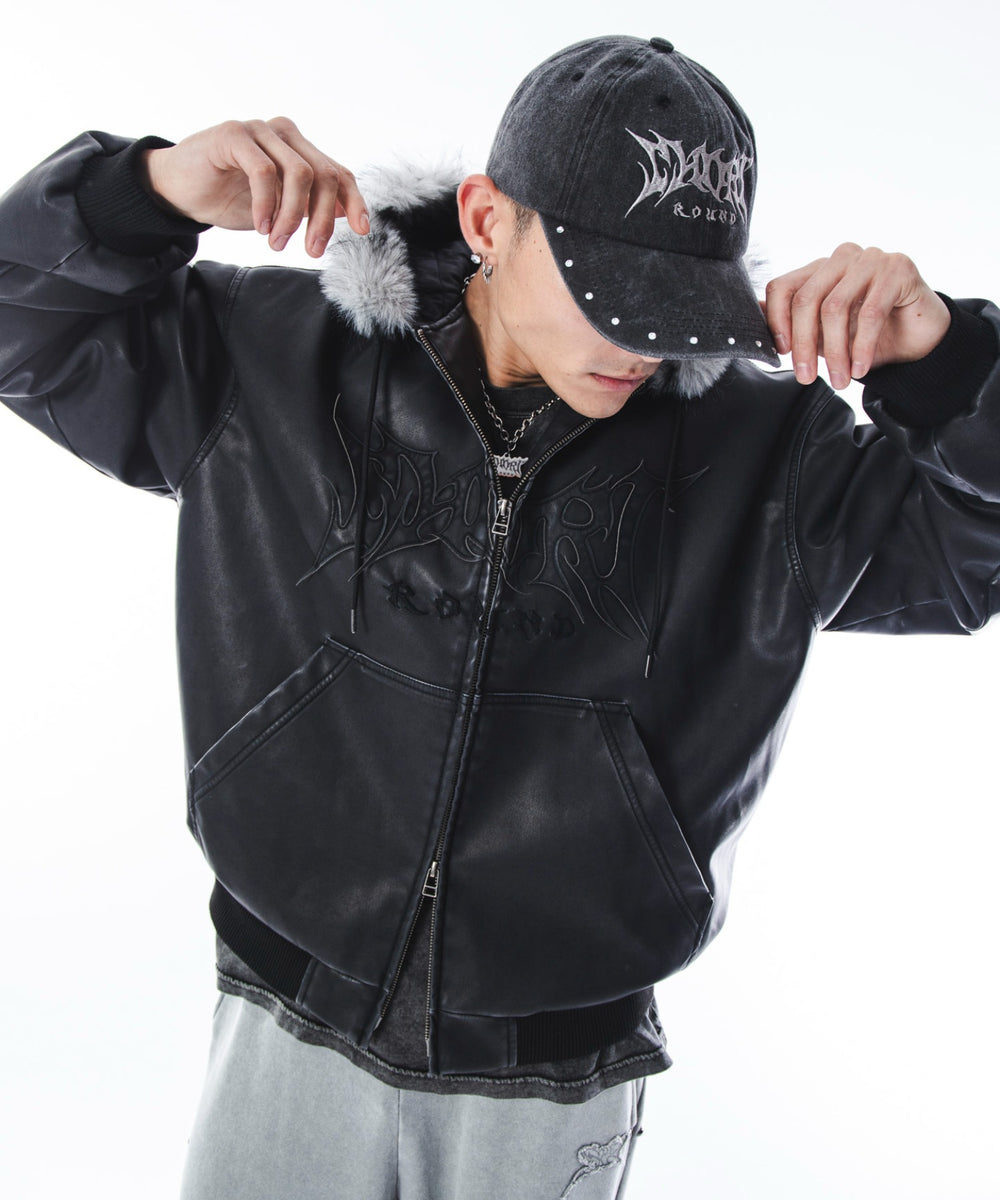 ブラック　モデル：180cm L着用