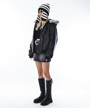 ブラック　モデル：172cm M着用