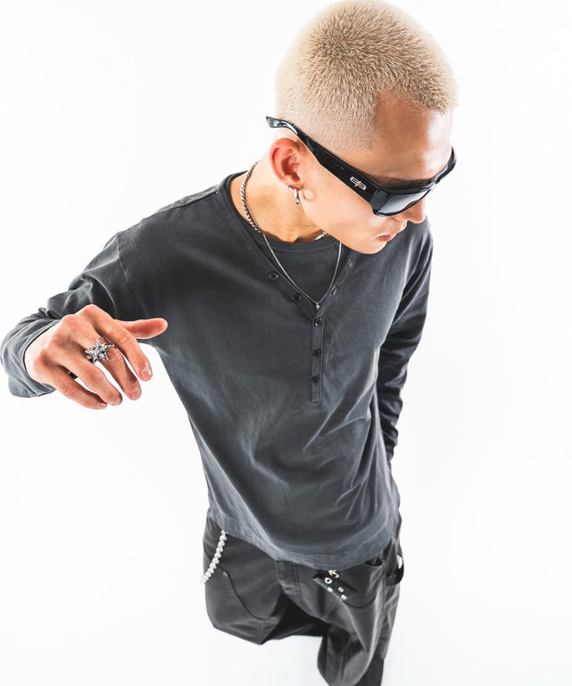 ブラックソノタ モデル：180cm L着用