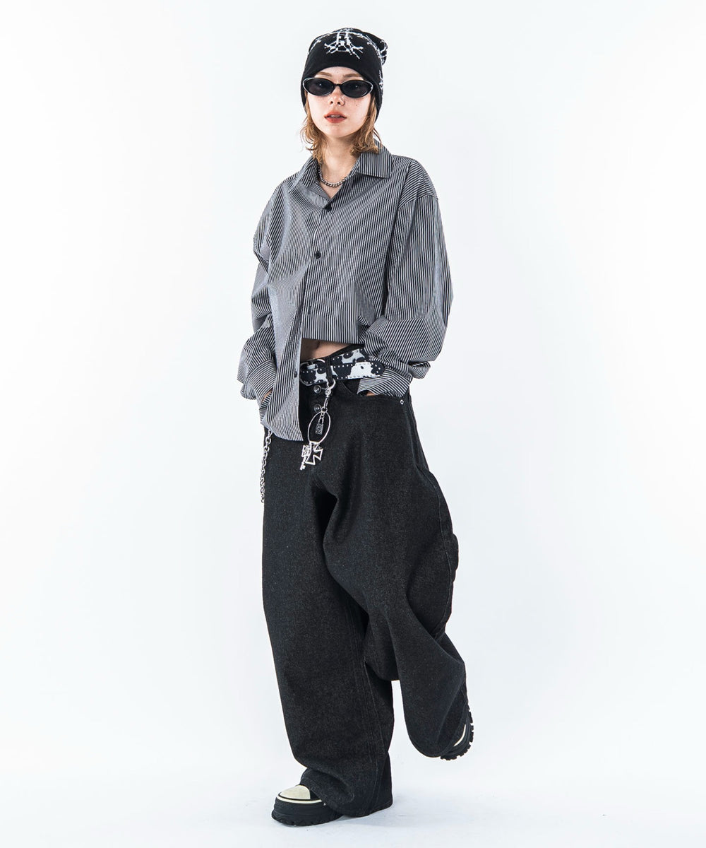 ブラックストライプ　モデル：160㎝　M着用