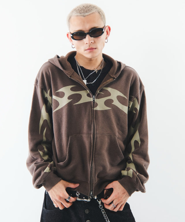 ブラウンソノタ モデル：180cm L着用