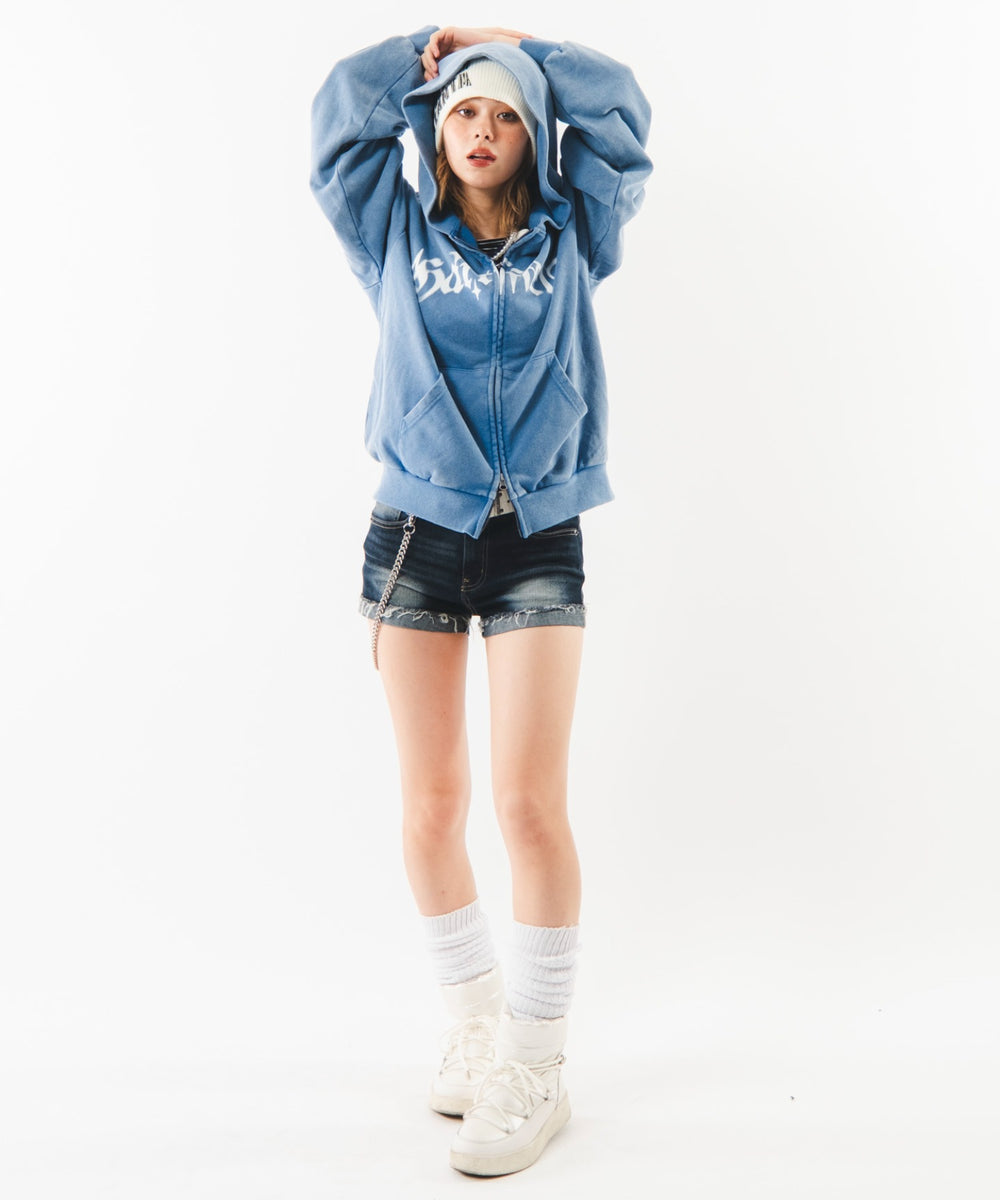 サックス モデル：160cm M着用
