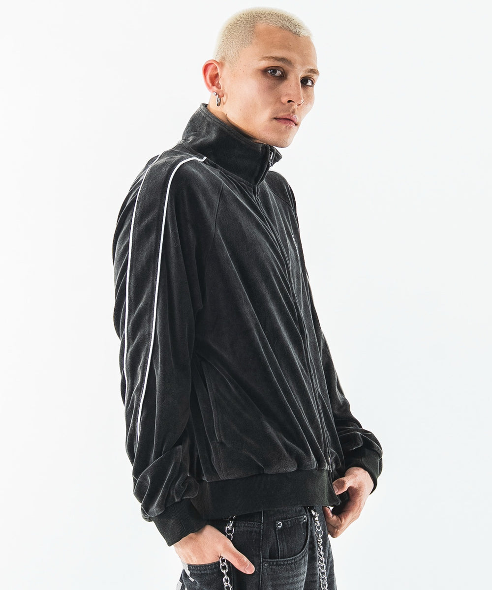 ブラックソノタ モデル：180cm L着用
