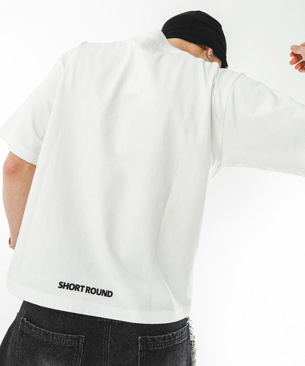 ホワイト モデル：180cm L着用