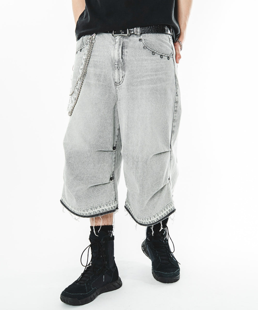 グレー モデル：180cm L着用