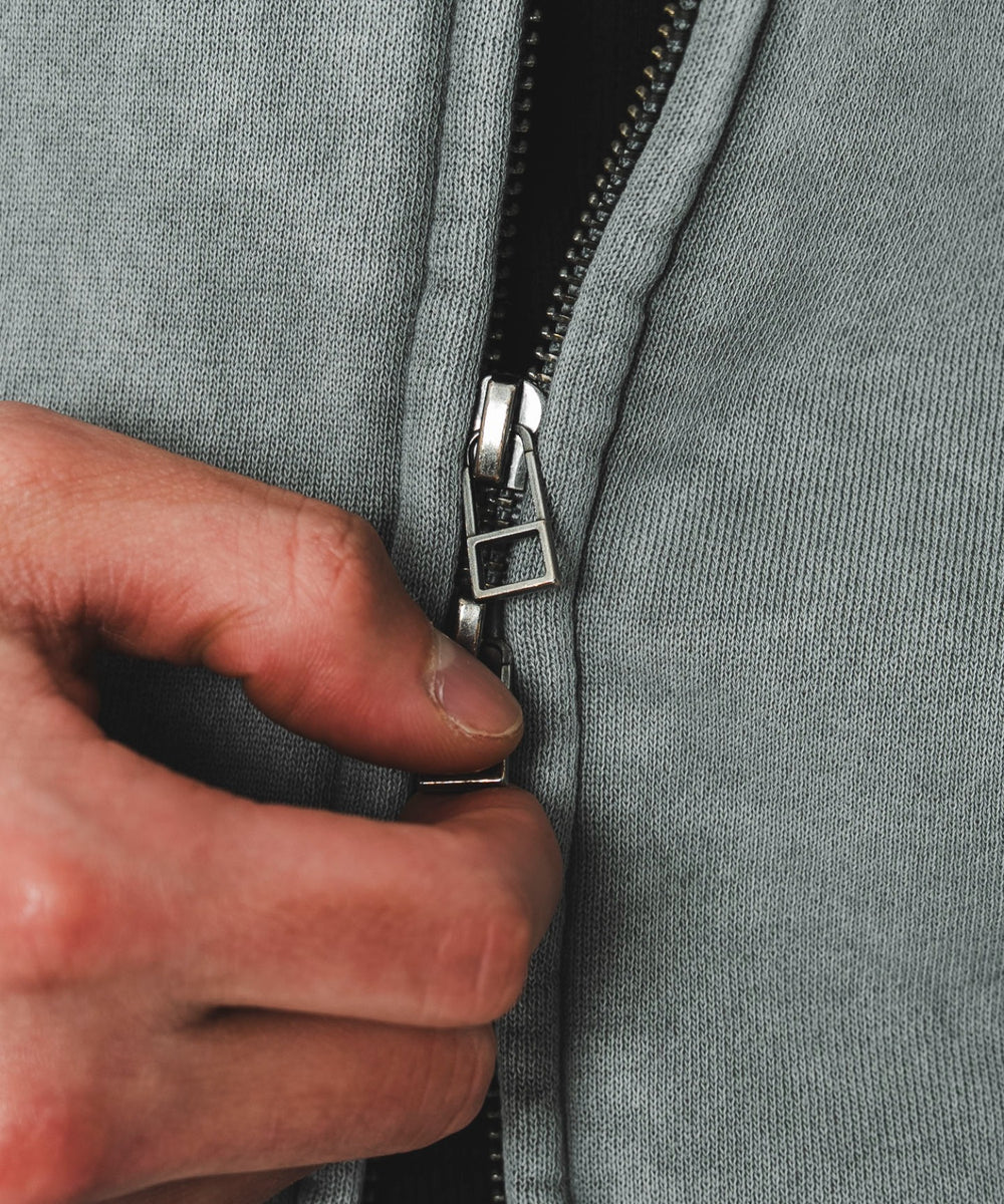 ブリーチダメージノースリーブZIPパーカー