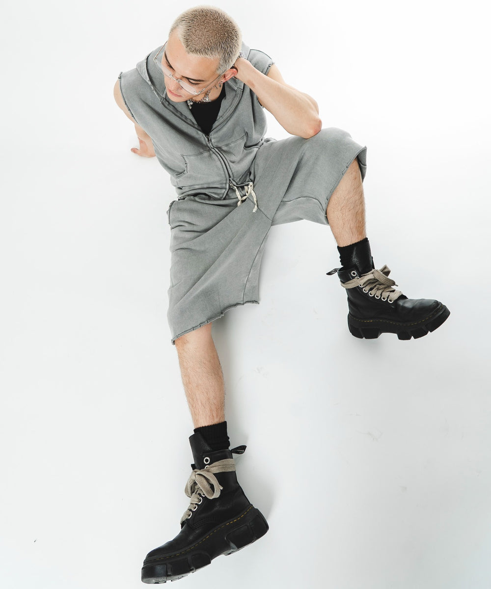 グレー モデル：180cm L着用