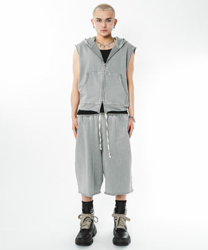 グレー モデル：180cm L着用