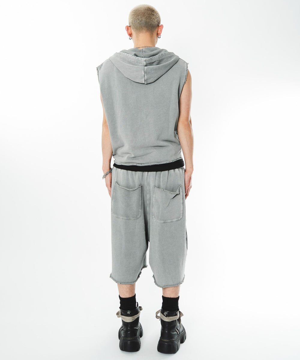 グレー モデル：180cm L着用