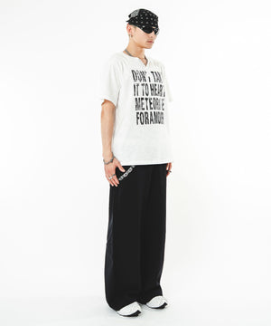 ホワイト モデル：180cm FREE着用