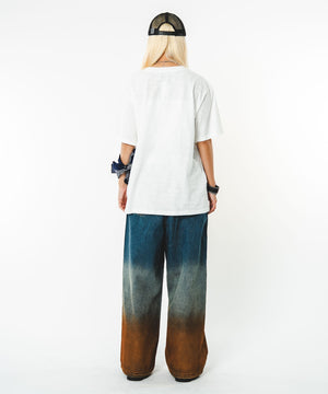 ホワイト モデル：172cm FREE着用