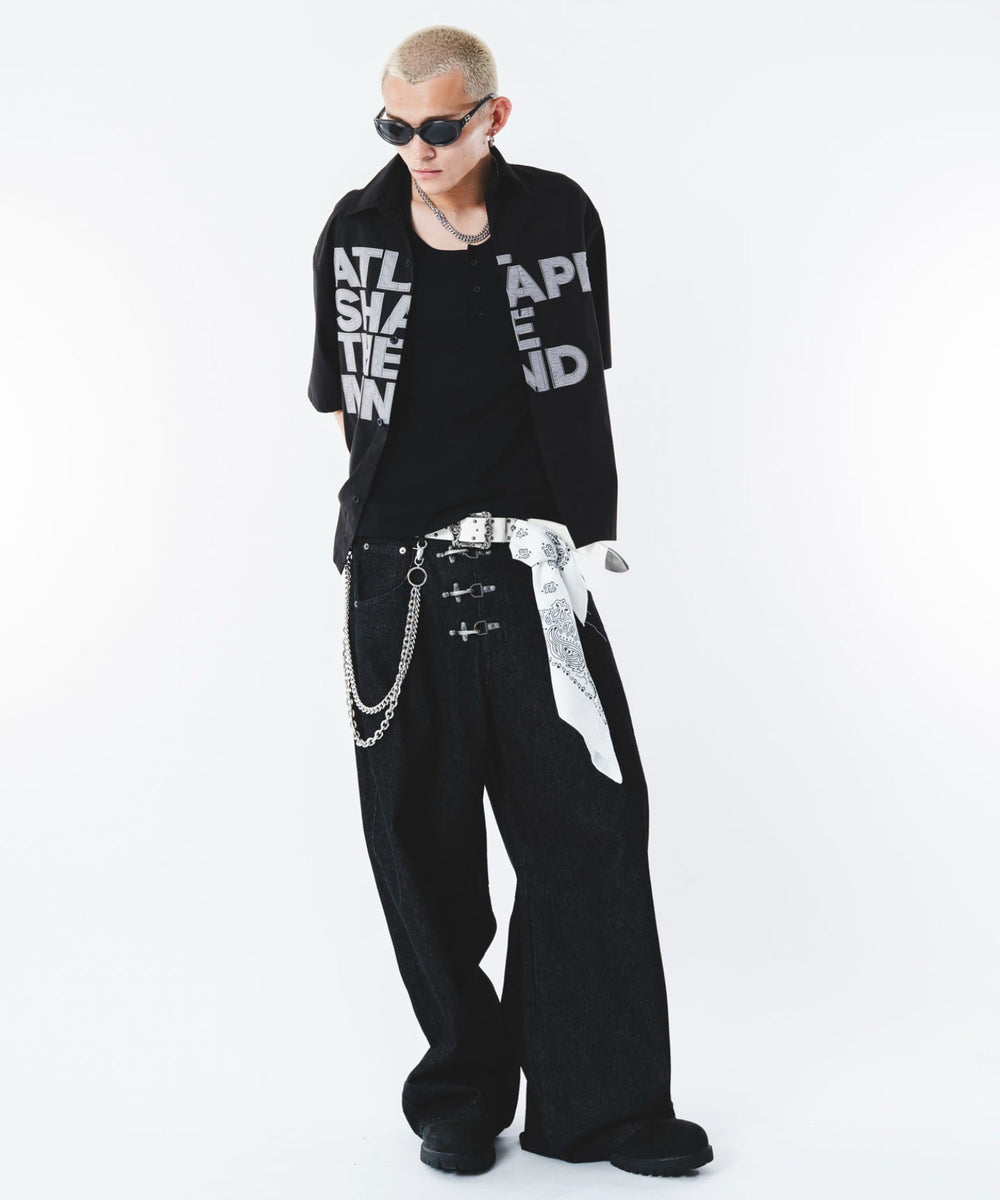 ブラック　モデル：180cm L着用