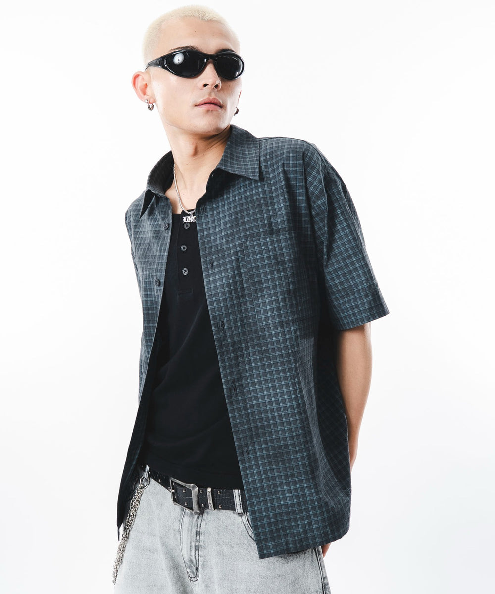 ブルー モデル：180cm L着用
