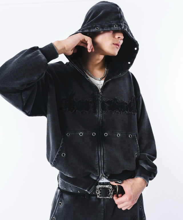 ブリーチハトメZIPパーカー/ブラックソノタ モデル：180cm L着用