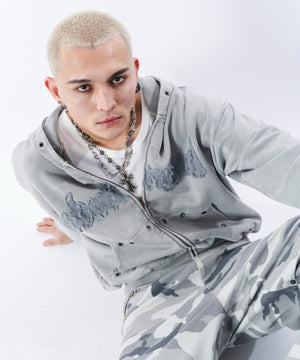 グレー モデル：180cm L着用