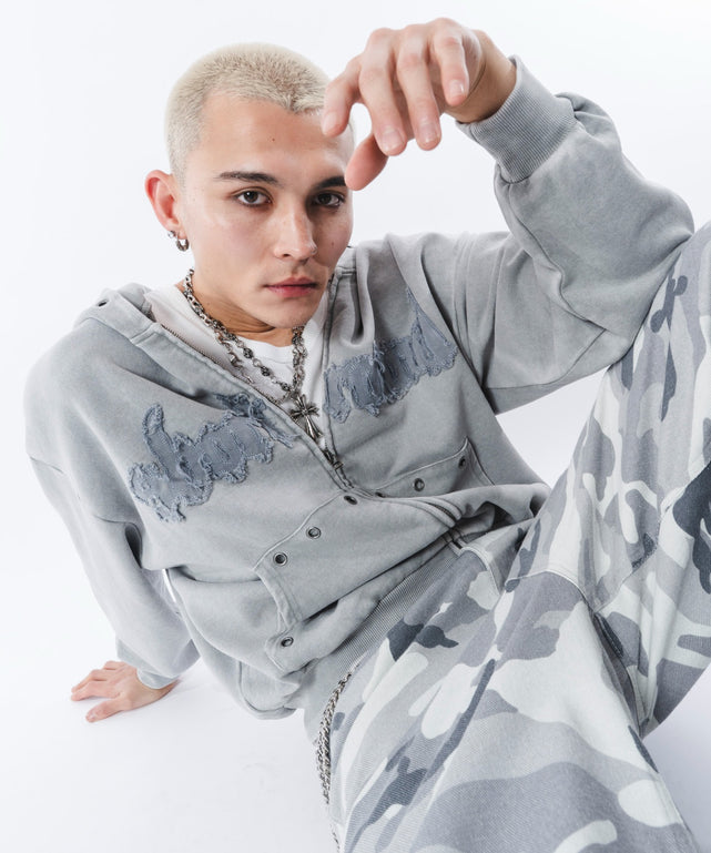 グレー モデル：180cm L着用