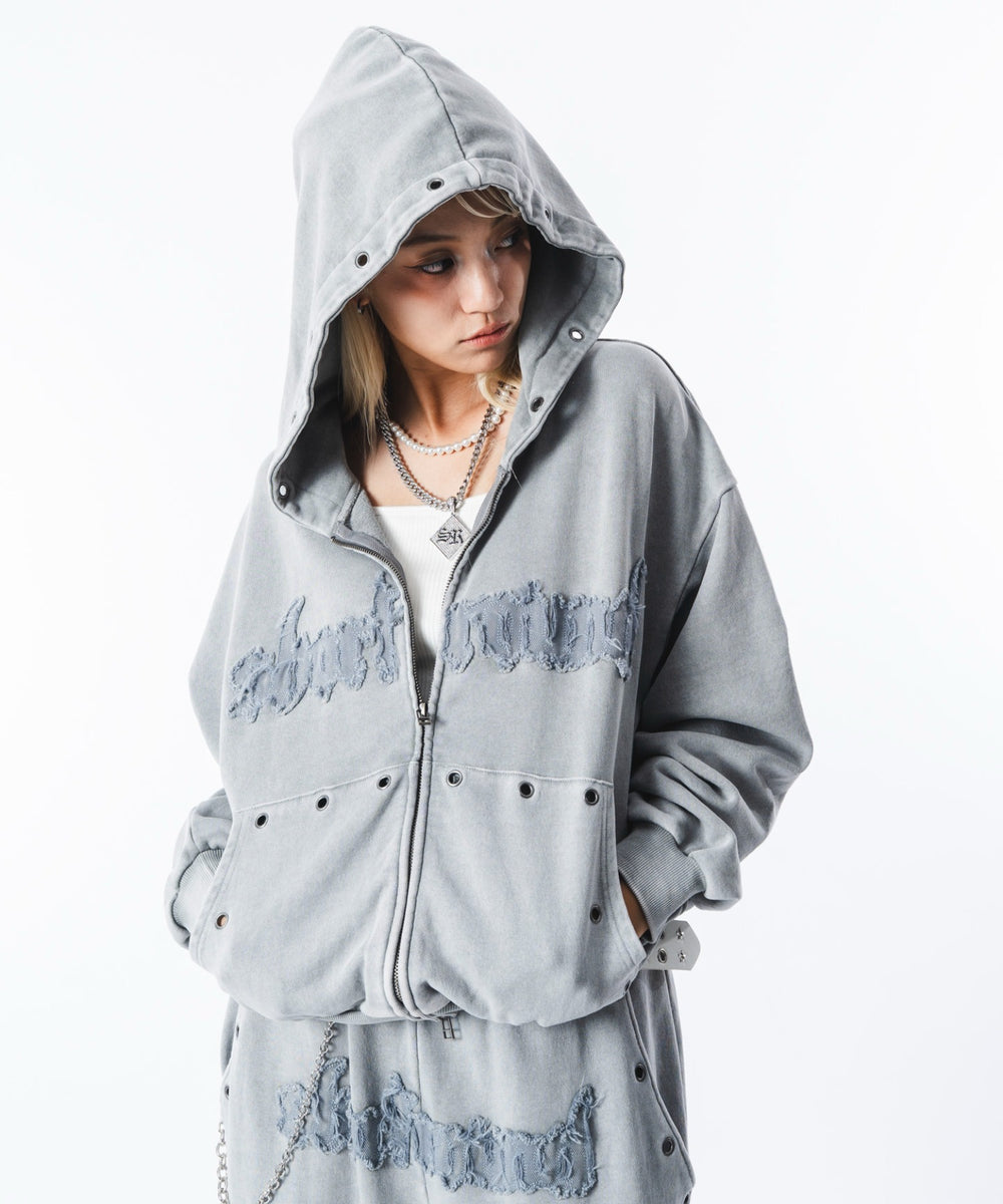 グレー モデル：172cm M着用