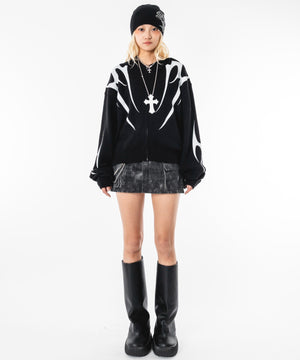 ブラック モデル：172cm M着用