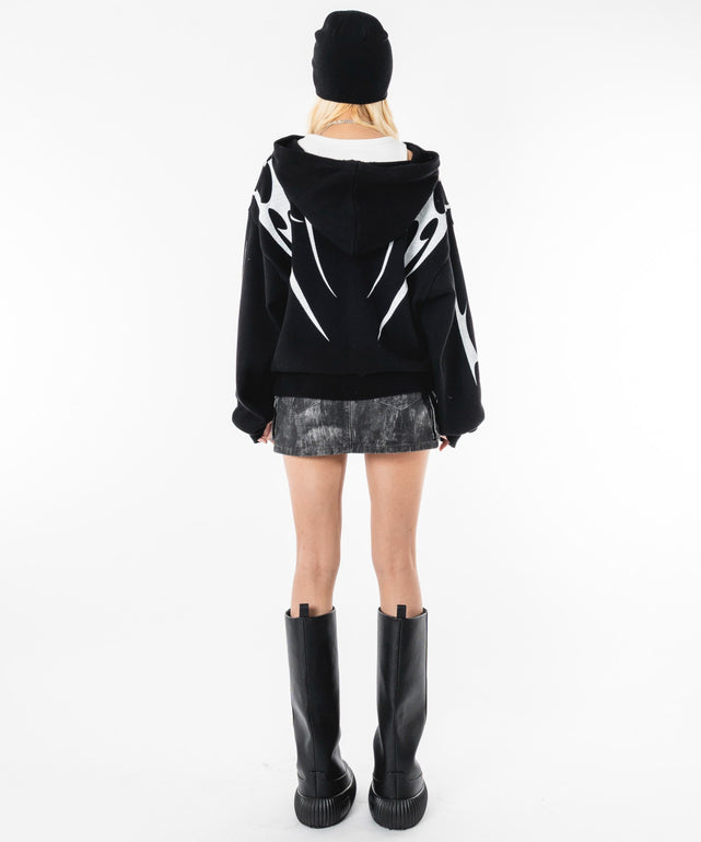 ブラック モデル：172cm M着用