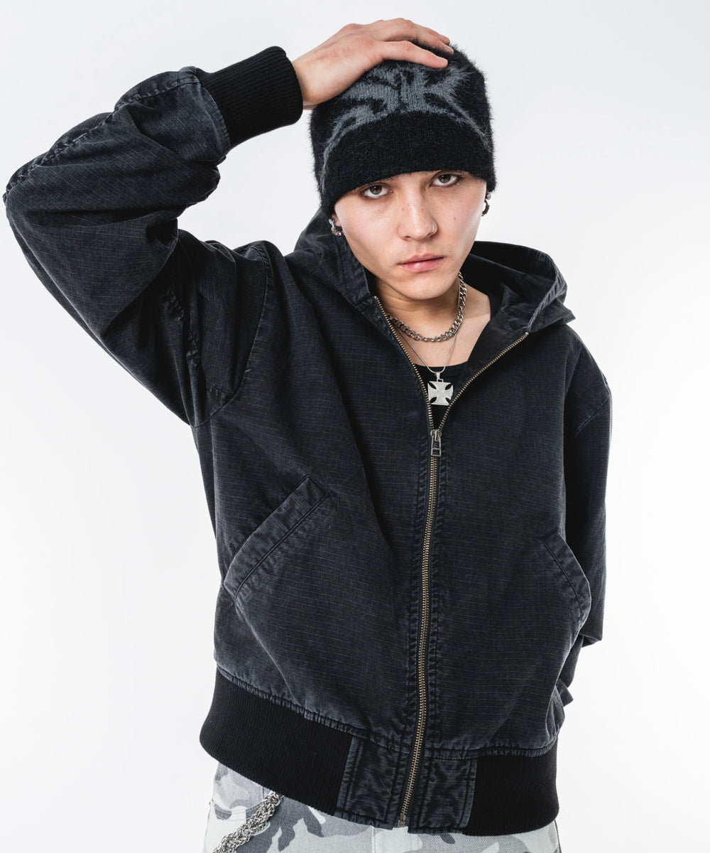 ブラックソノタ モデル：180cm L着用