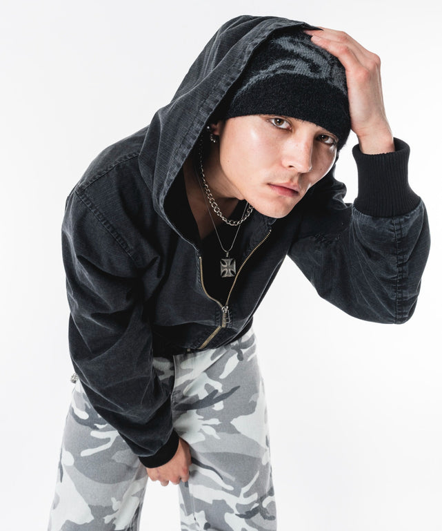 ブラックソノタ モデル：180cm L着用