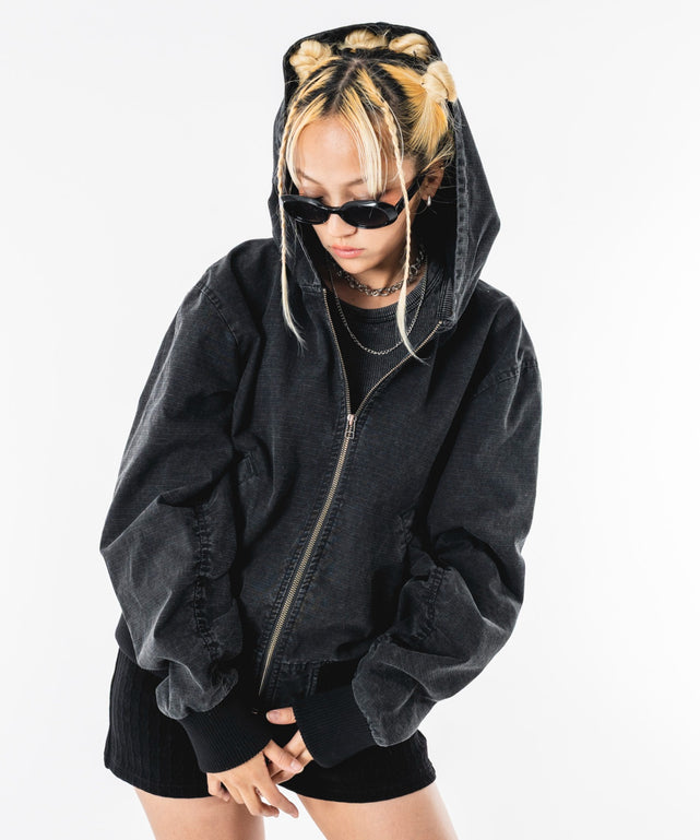 ブラックソノタ モデル：172cm M着用