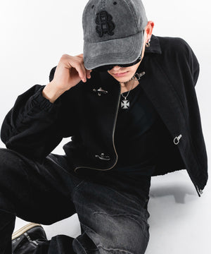 ブラック モデル：180cm L着用