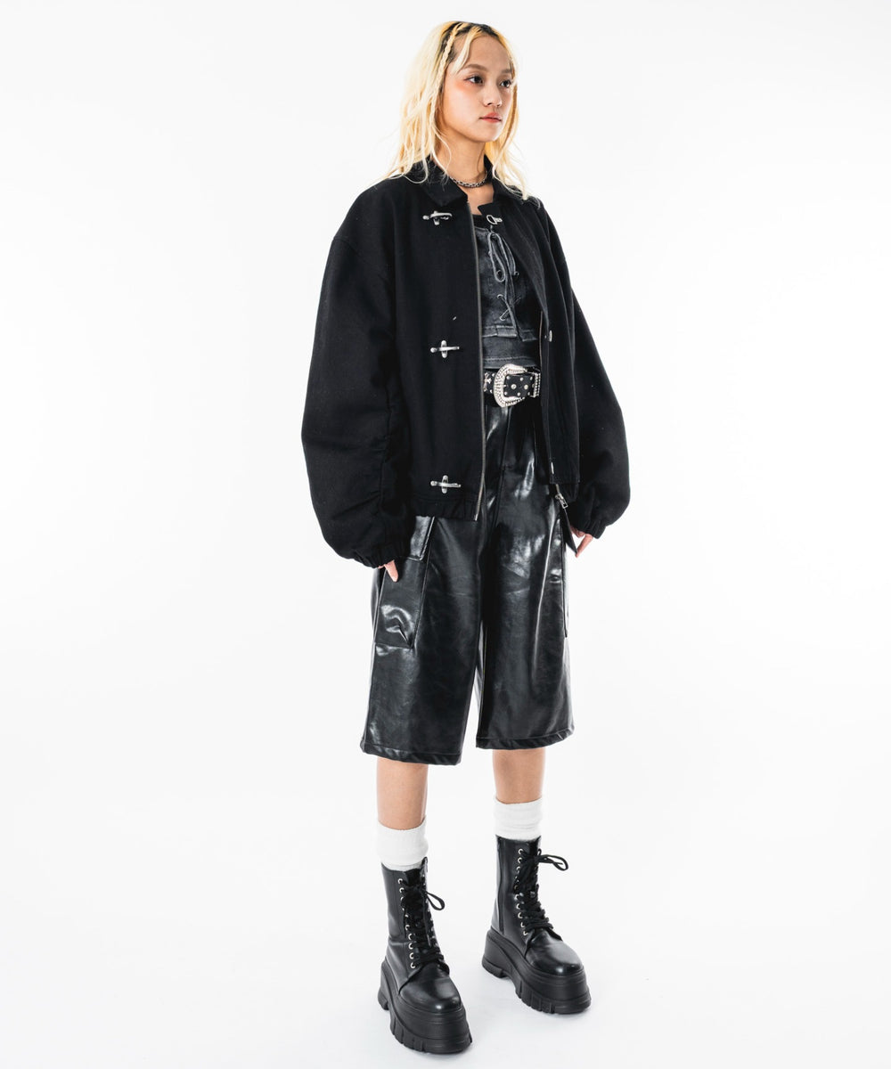 ブラック モデル：172cm L着用