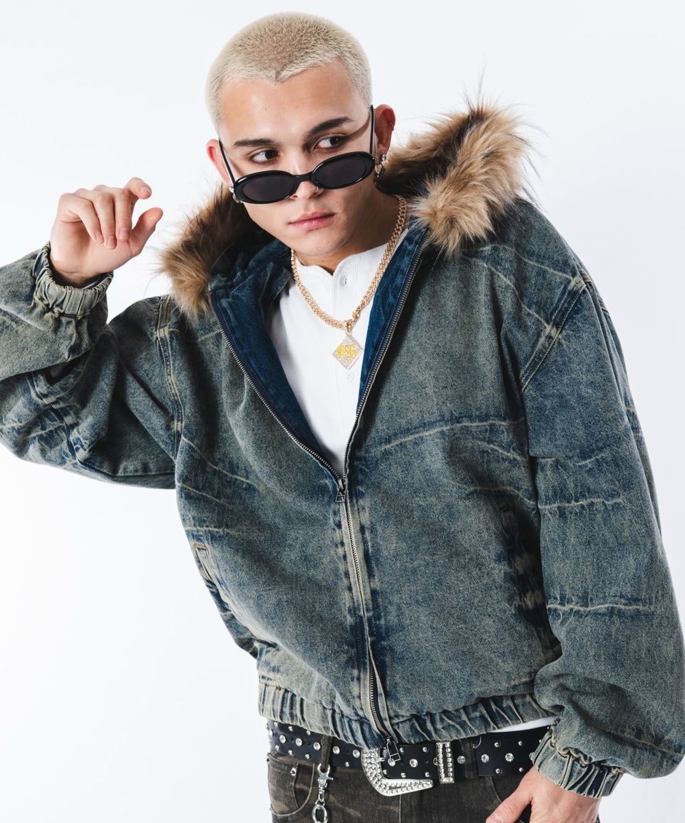 デニム淡加工 モデル：180cm L着用